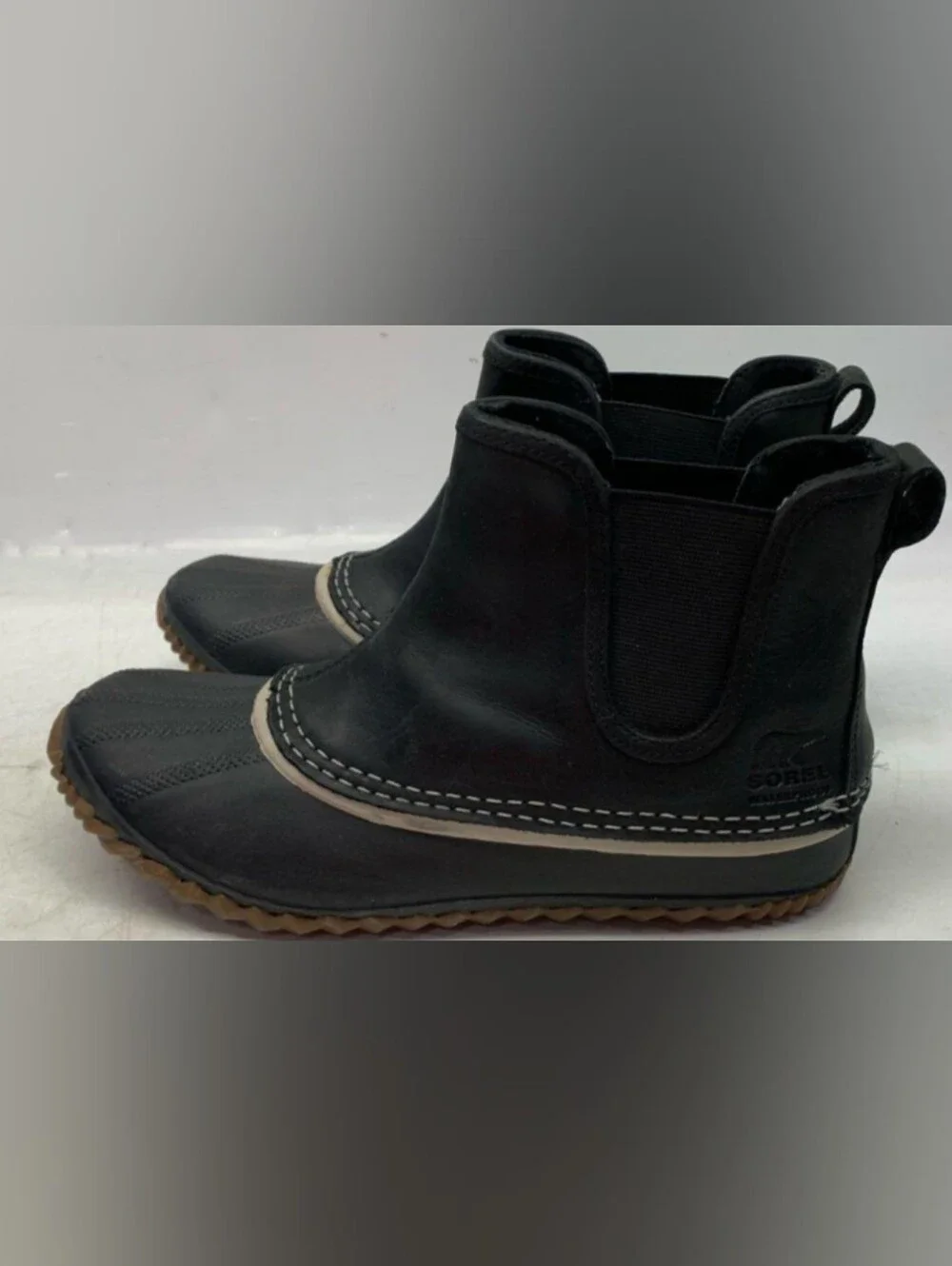 SOREL Out 'N About Chelsea Boots - Women's Size 8.5 Used Excellent